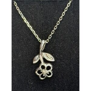Tiny Flower Pendant 925 With Tiny Natural Diamond W/ 925 Chain Necklace